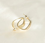 Load image into Gallery viewer, Bar Detail Gold Hoops