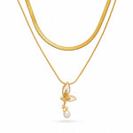 Load image into Gallery viewer, Camellia Pearl Necklace