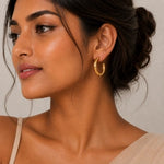 Load image into Gallery viewer, Classic Gold Hoop Earrings