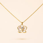Load image into Gallery viewer, Floral Gold Necklace
