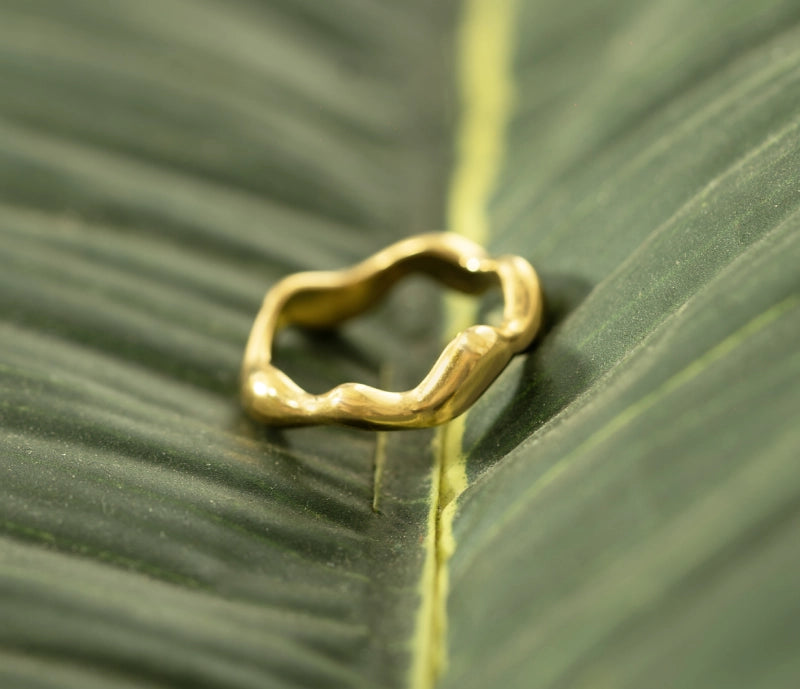 Ripple Gold Band Ring