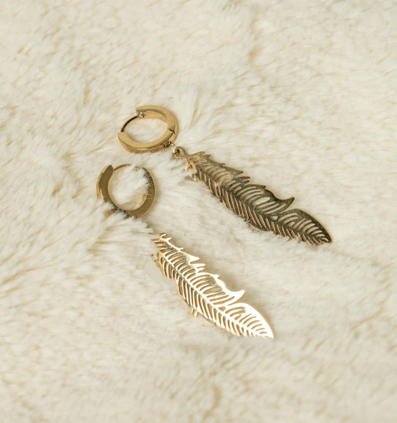 Dainty Feather Dangle Earrings