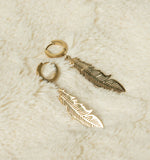 Load image into Gallery viewer, Dainty Feather Dangle Earrings
