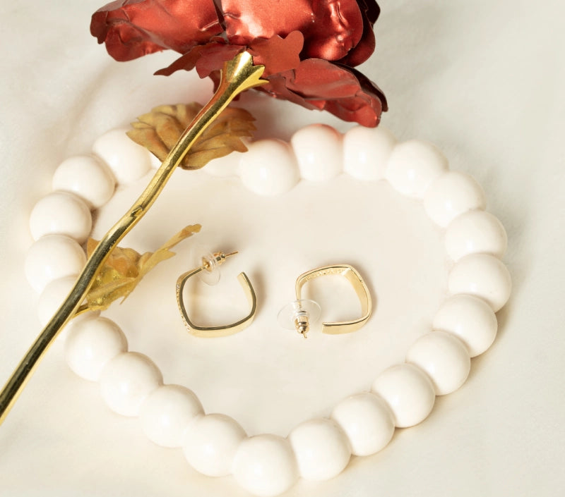 Bar Detail Gold Hoops