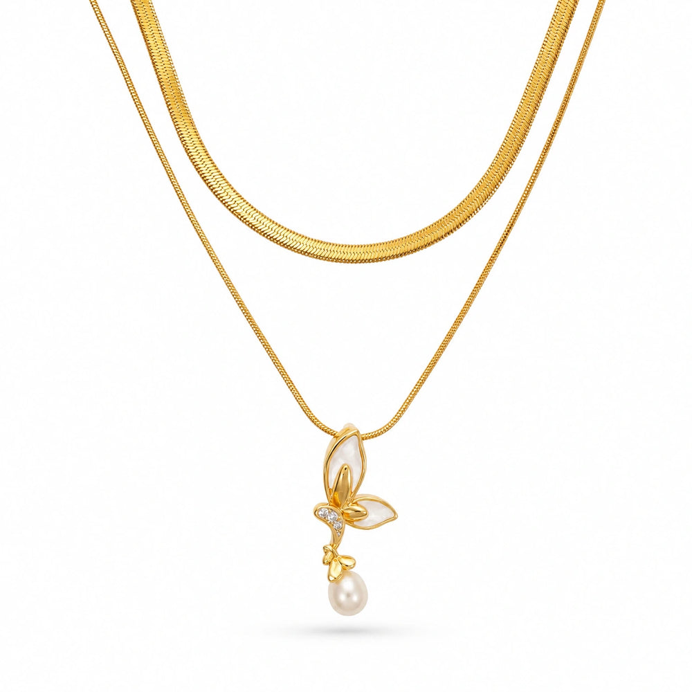 Camellia Pearl Necklace