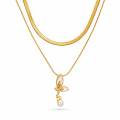 Camellia Pearl Necklace