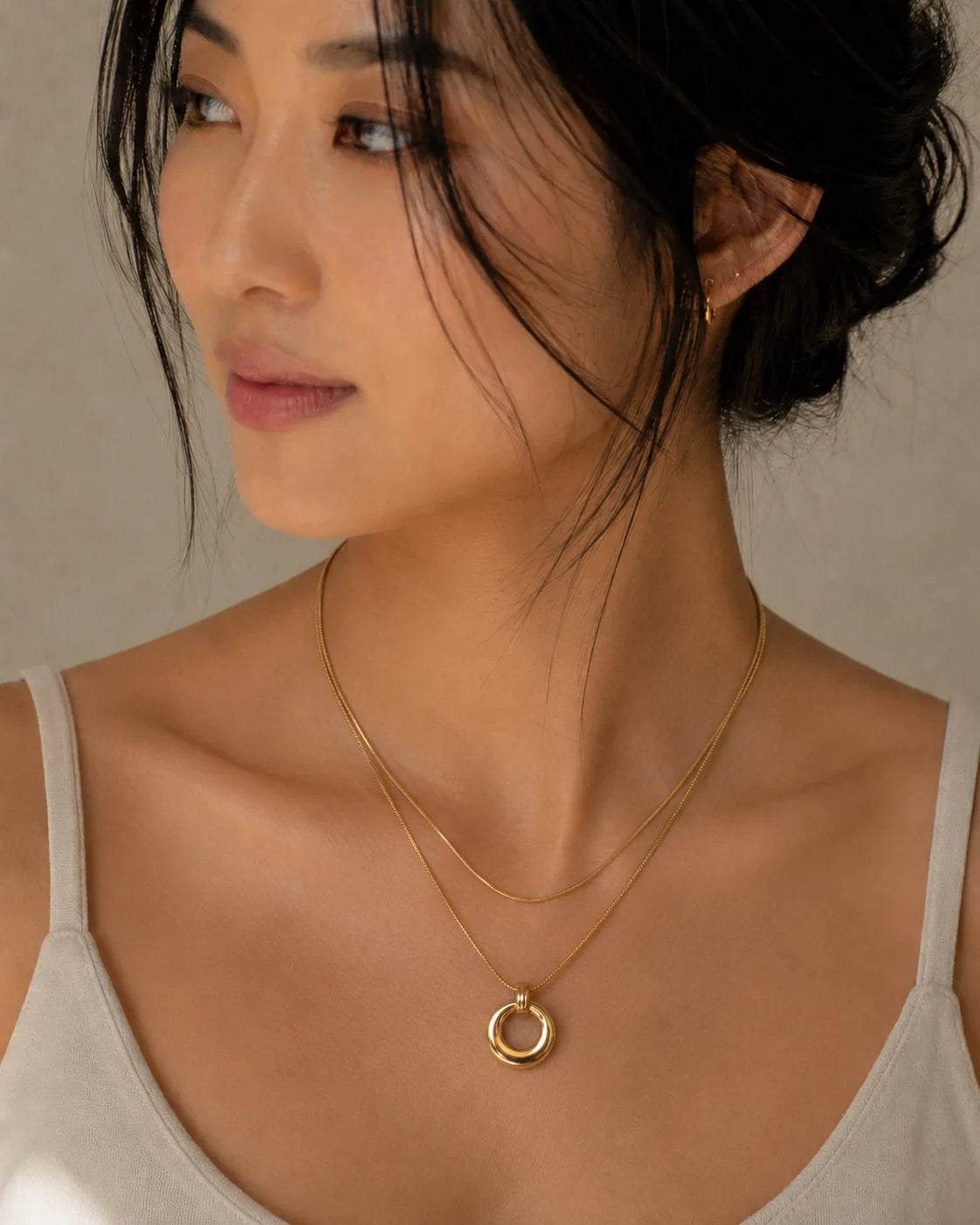 Golden halo layered necklace