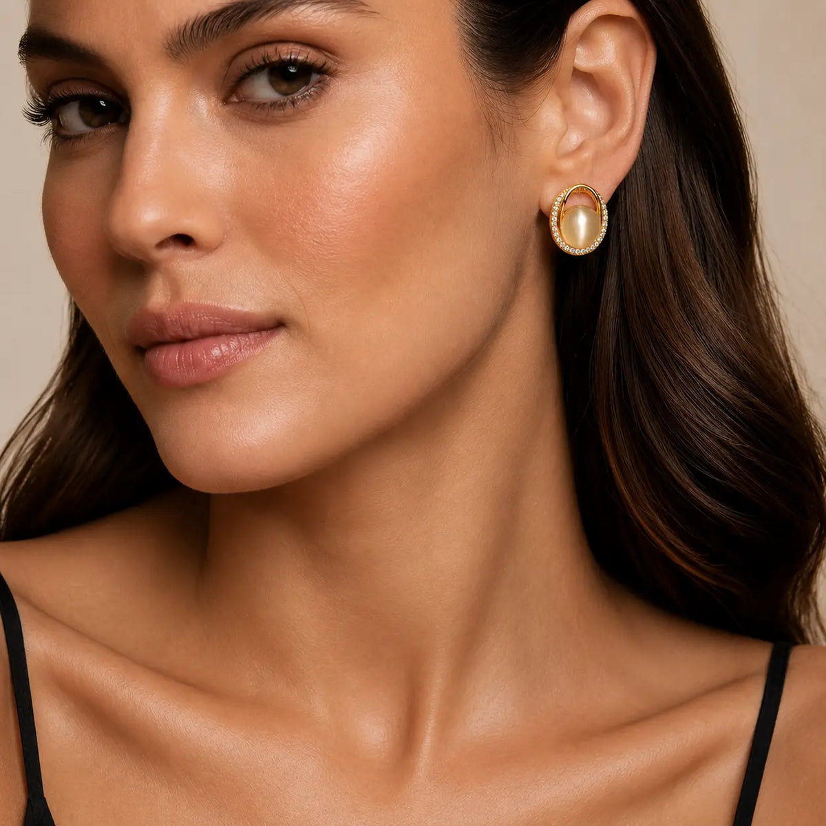 Golden halo studs