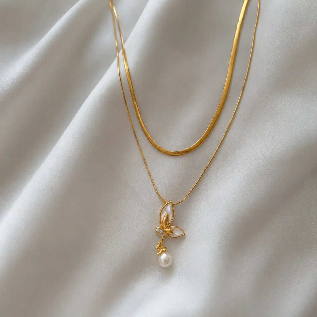 Camellia Pearl Necklace
